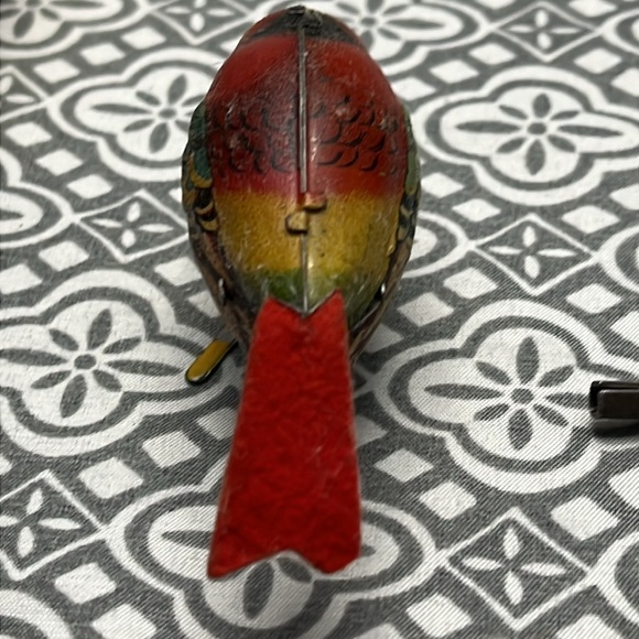 Antique (1930’s) DRGM German Tin Clockwork Bird with key still works!!! - Picture 6 of 9